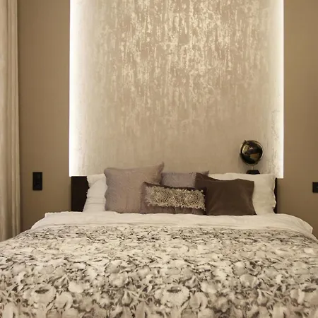 Luxus Design Elisabeth In The Center Apartment Budapest